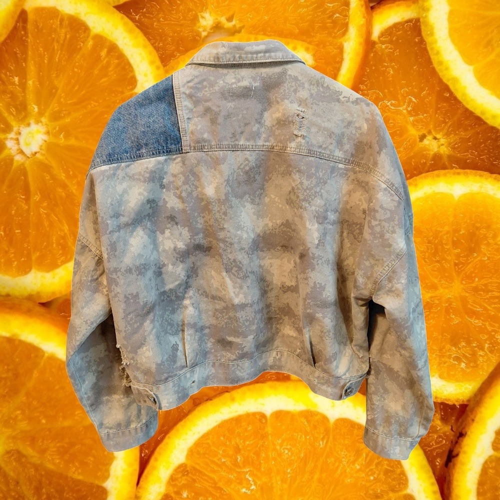 POL Denim Jacket Women Size L Distressed Colorblock Patchwork Blue Tan - Picture 7 of 7